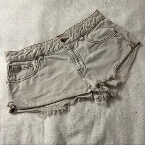 Bullhead Cutoff Short 5